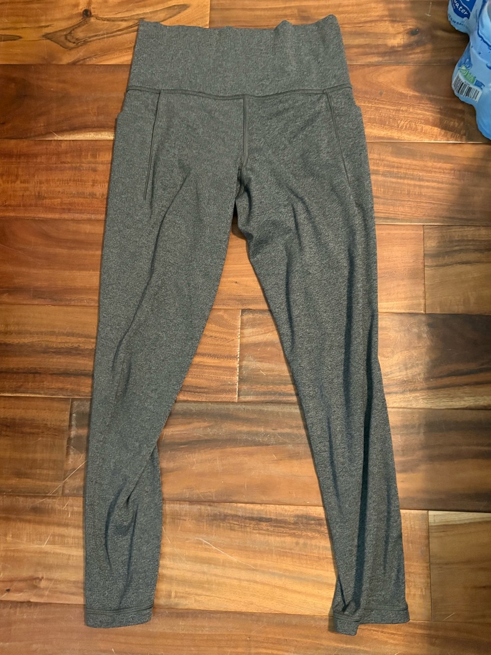 Athleta Salutation 7/8 Tight Leggings XS Gray High Rise Pocket Yoga Pants (0697)